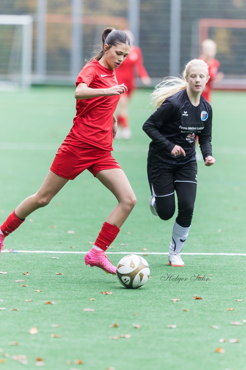 Bild 183 - wCJ VfL Pinneberg - Eimsbuettler TV : Ergebnis: 0:3